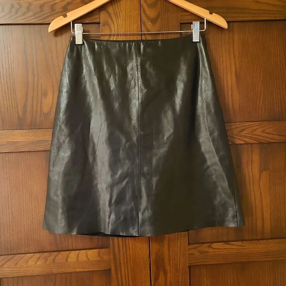 Ann Taylor 100% Leather Skirt Black Size 2